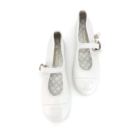 NEW Chanel 2024 Interlocking CC Logo White Leather Cap Toe Ballerina Flats 42 - Picture 3 of 10
